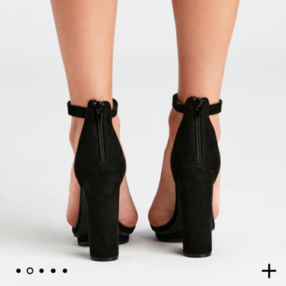 Windsor Pace Suede Essential Heels - Picture 2 of 6